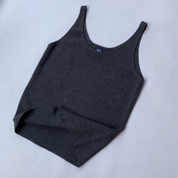 ❌ SOLD ❌  100% Merino Wool Grey Scoop Neck Knitted Cami Tank Top with Ribbed Hem - Picture 8 of 8